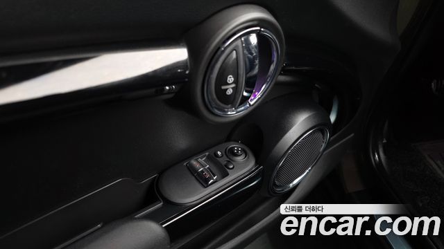 MINI Cooper HIGH Third Generation 2020 — фото 26