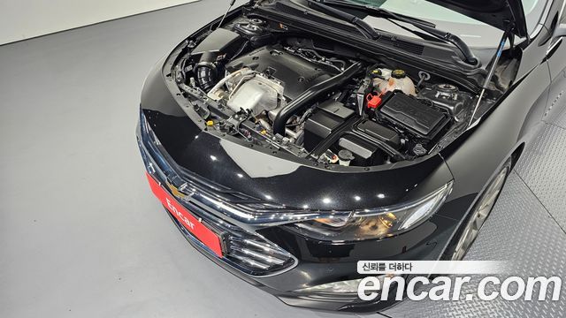 Chevrolet Malibu 2.0 Turbo LT Special 2021 — фото 6