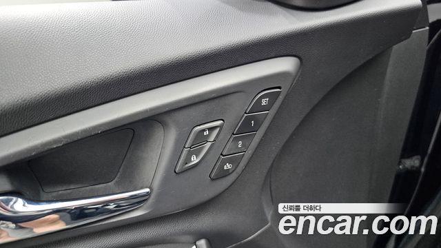 Chevrolet Malibu 2.0 Turbo LT Special 2021 — фото 28