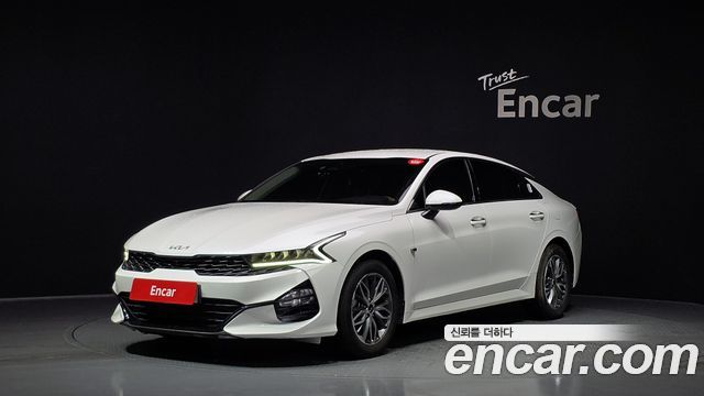 Kia K5 (III) 2.0 Prestige 2023 — фото 1