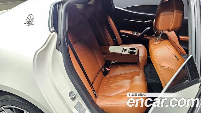 Maserati Ghibli 3.0 Diesel 3rd 2018 — фото 11