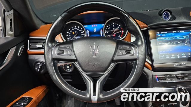 Maserati Ghibli 3.0 Diesel 3rd 2018 — фото 13
