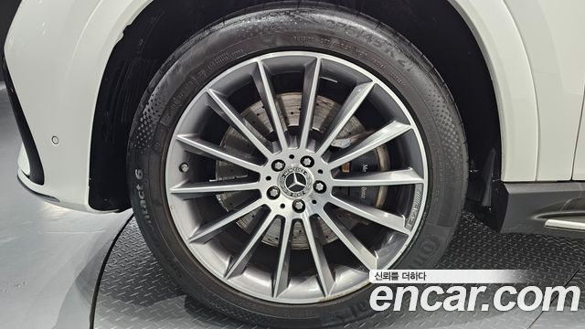 Mercedes-Benz GLE-Class (W167) GLE450d 4MATIC Coupe 2024 — фото 5