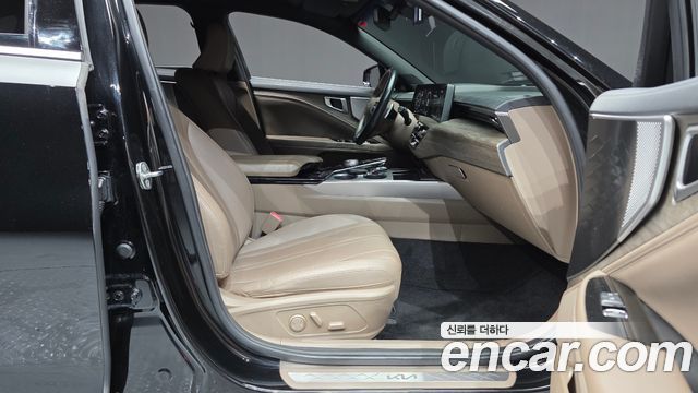 Kia K8 2.5 Gasoline 2WD Noblesse Light 2022 — фото 11