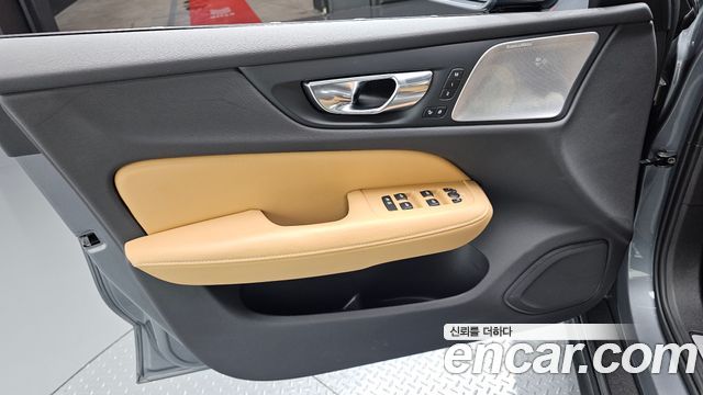 Volvo V60 Cross Country (II) T5 Pro AWD 2020 — фото 24