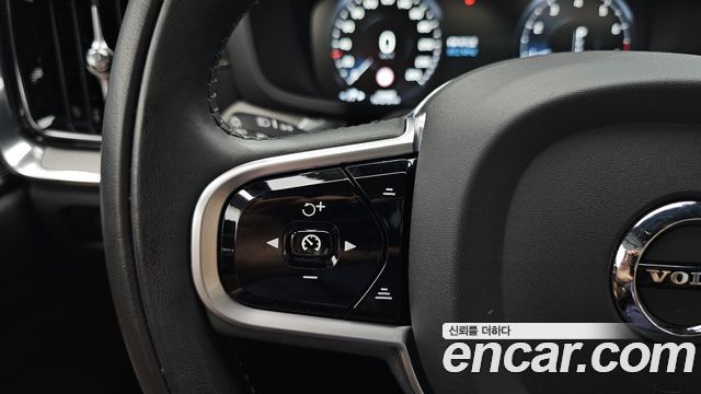 Volvo V60 Cross Country (II) T5 Pro AWD 2020 — фото 29