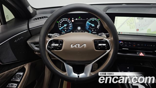Kia K8 Hybrid Signature 2022 — фото 13