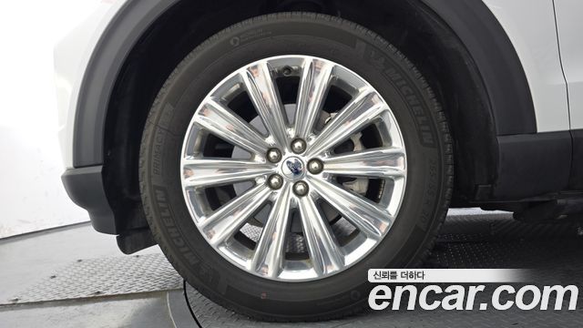 Ford Explorer (VI) 2.3 LimIted 4WD 2020 — фото 5