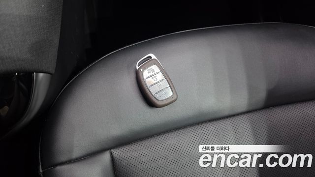 Hyundai Casper Inspiration 2023 — фото 16