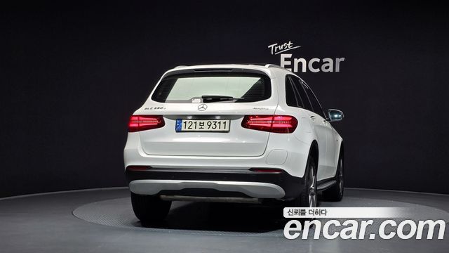 Mercedes-Benz GLC-Class (X253) GLC350e 4MATIC Premium 2019 — фото 4