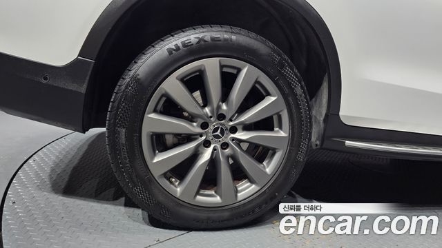 Mercedes-Benz GLC-Class (X253) GLC350e 4MATIC Premium 2019 — фото 5
