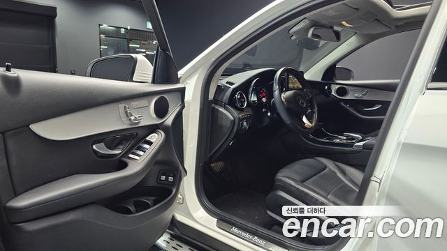 Mercedes-Benz GLC-Class (X253) GLC350e 4MATIC Premium 2019 — фото 10