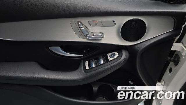 Mercedes-Benz GLC-Class (X253) GLC350e 4MATIC Premium 2019 — фото 20