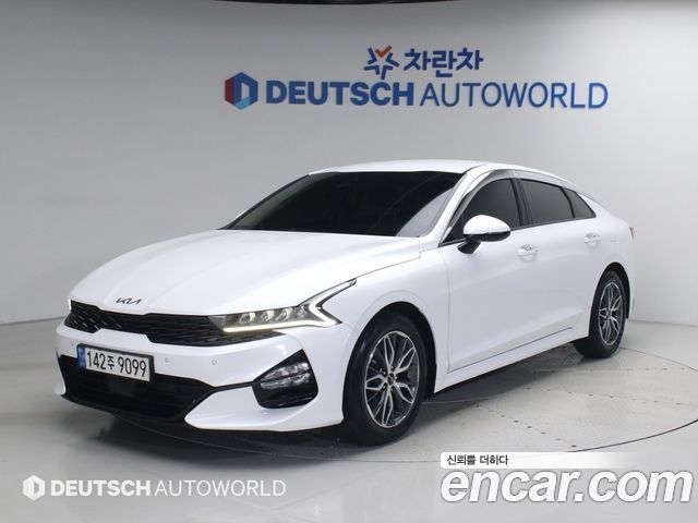 Kia K5 (III) 2.0 Prestige 2023 — фото 1