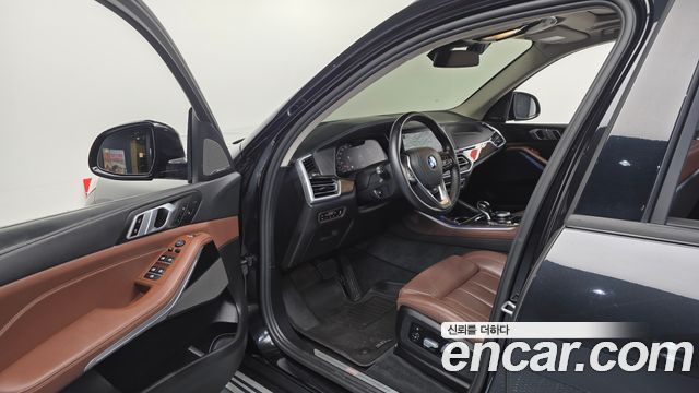 BMW X5 (G05) xDrive 40i xLine 2021 — фото 10