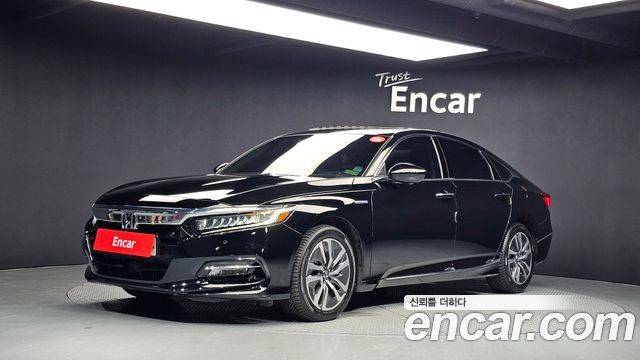 Honda Accord (X) 2.0 Hybrid Touring