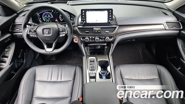 Honda Accord (X) 2.0 Hybrid Touring 2019 — фото 7
