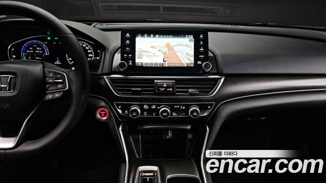 Honda Accord (X) 2.0 Hybrid Touring 2019 — фото 13