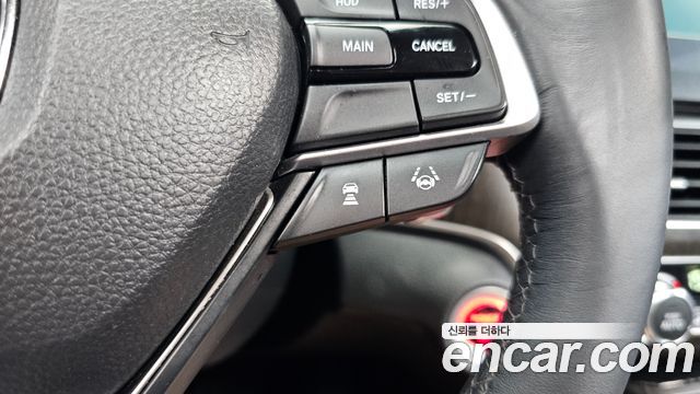 Honda Accord (X) 2.0 Hybrid Touring 2019 — фото 27