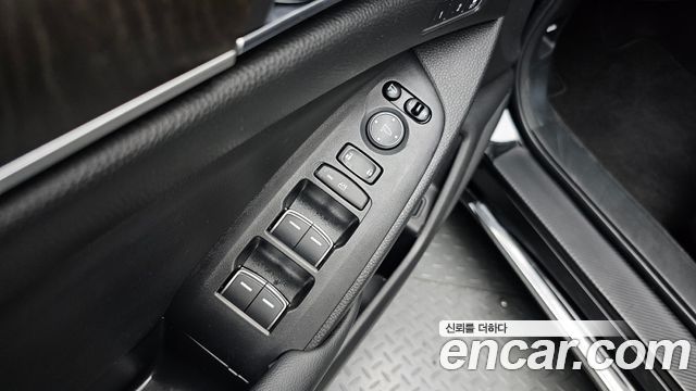 Honda Accord (X) 2.0 Hybrid Touring 2019 — фото 31