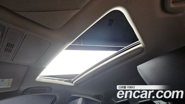Honda Accord (X) 2.0 Hybrid Touring 2019 — фото 34