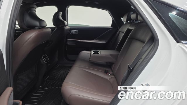 Hyundai Ioniq 6 Long Range Prestige 2023 — фото 12