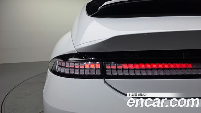 Hyundai Ioniq 6 Long Range Prestige 2023 — фото 23