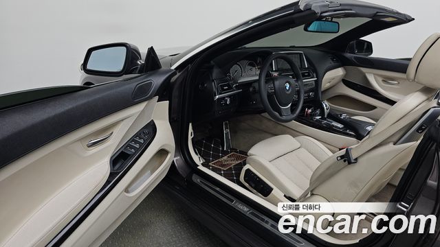 BMW 6 Series (F12) 650i Convertible 2013 — фото 10