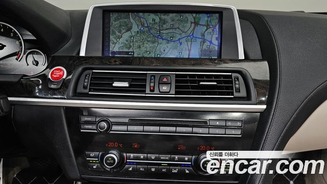 BMW 6 Series (F12) 650i Convertible 2013 — фото 13