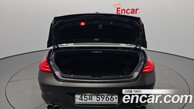 BMW 6 Series (F12) 650i Convertible 2013 — фото 20