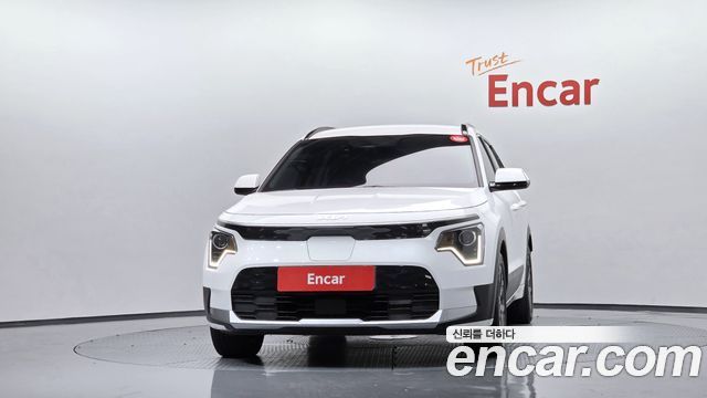 Kia Niro EV Air 2023 — фото 3