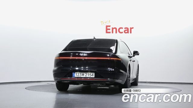 Hyundai Grandeur (GN7) 3,5 Gasoline 4WD Calligraphy 2023 — фото 4