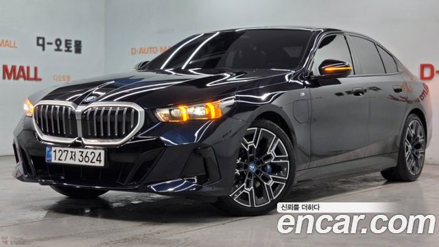 BMW 5 Series (G60) 530e M Sport