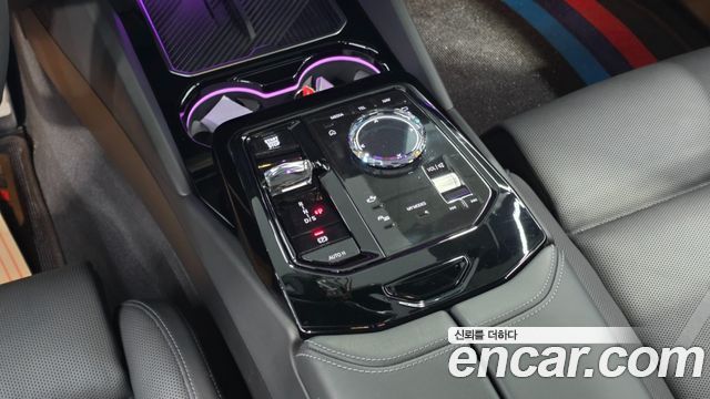 BMW 5 Series (G60) 530e M Sport 2025 — фото 17