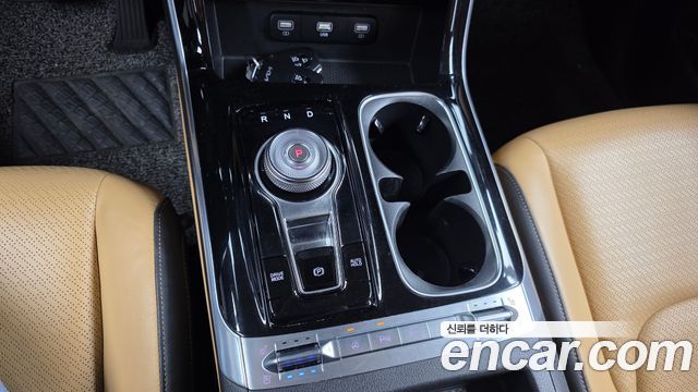 Kia Carnival (IV) Gasoline 9-Seater Signature 2023 — фото 9