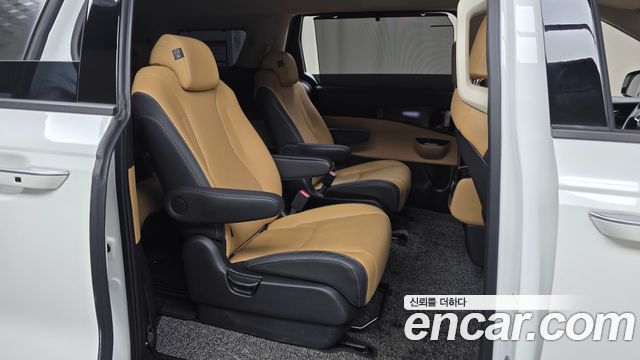 Kia Carnival (IV) Gasoline 9-Seater Signature 2023 — фото 12
