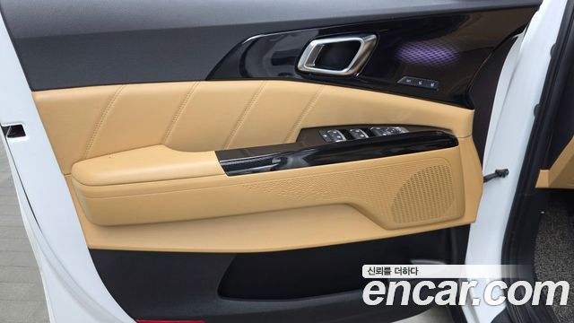 Kia Carnival (IV) Gasoline 9-Seater Signature 2023 — фото 24