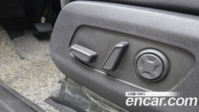 Kia Carnival (IV) Gasoline 9-Seater Signature 2023 — фото 30