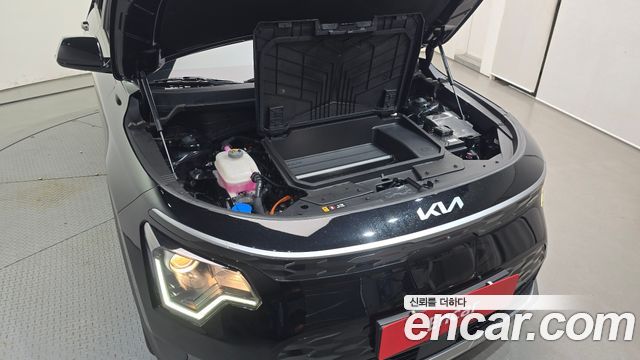 Kia Niro EV Air 2024 — фото 6