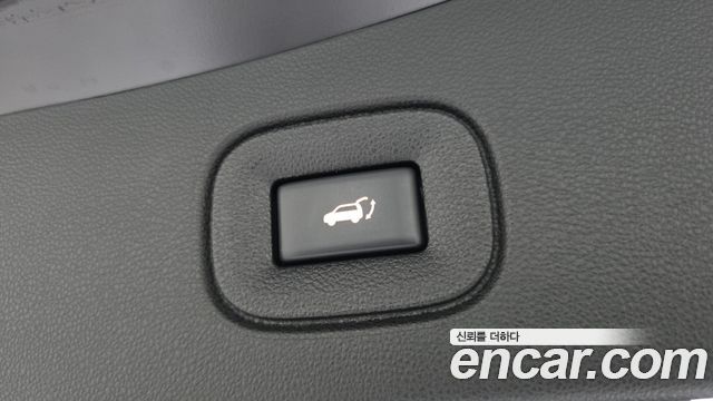 Renault Korea QM6 2.0 GDe PREMIERE 2WD 2023 — фото 34