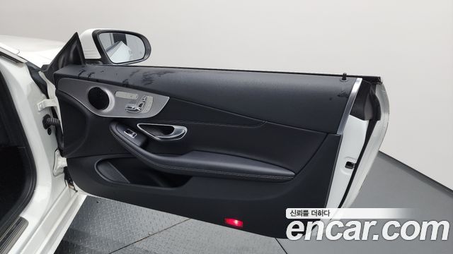 Mercedes-Benz C-Class (W205) C220 d 4MATIC Coupe 2019 — фото 24