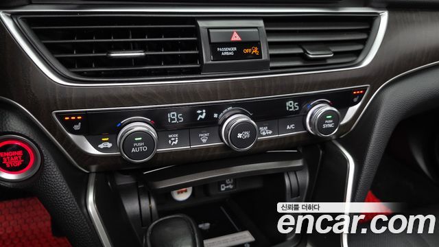Honda Accord (X) 1.5 Turbo 2018 — фото 17