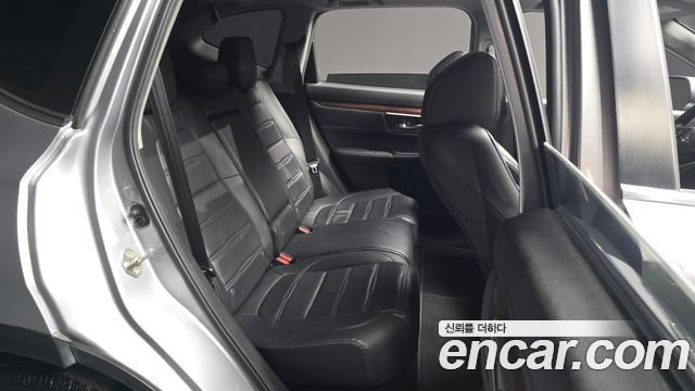 Honda CR-V (V) 1.5 EX-L 2WD 2019 — фото 16