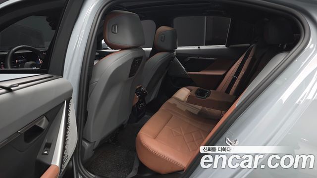 BMW 5 Series (G60) 530i xDrive M Sport 2024 — фото 11