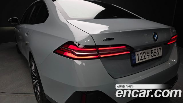 BMW 5 Series (G60) 530i xDrive M Sport 2024 — фото 23