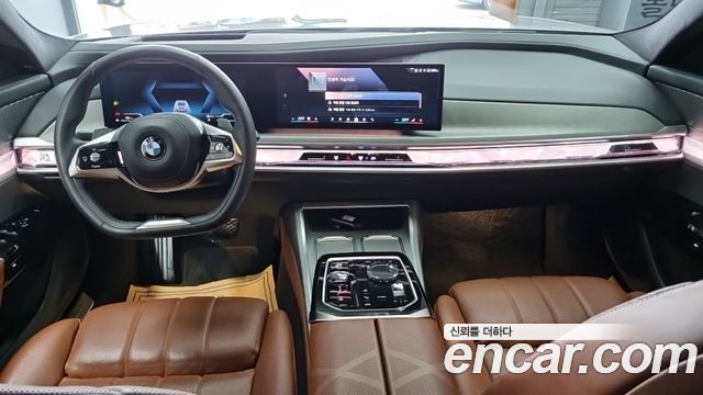 BMW 7 Series (G70) 740d xDrive Design Pure Excellence 2023 — фото 5
