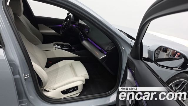 BMW 5 Series (G60) 523d M Sport 2026 — фото 12