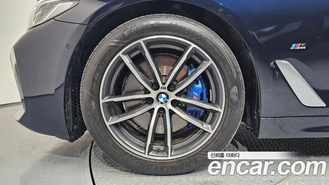 BMW 5 Series (G30) 520i M Sport 2022 — фото 5