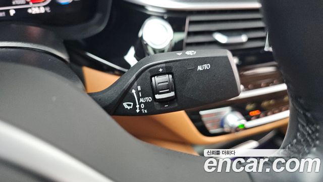 BMW 5 Series (G30) 520i M Sport 2022 — фото 28