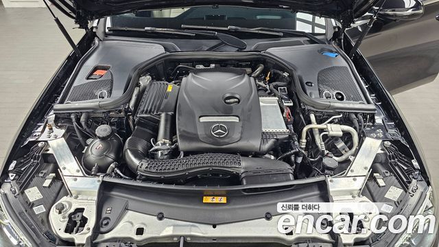 Mercedes-Benz E-Class (W213) E250 AMG Line 2023 — фото 6